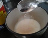 A picture of step 3 of My Peachy Custard and Whipped Cream 😀.