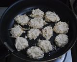 A picture of step 6 of Vegetarian Tofu and Burdock Root Burgers.