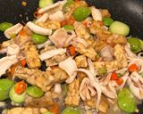 Foto langkah ke 4 dari resep Cumi Pete Tempe.