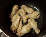 A picture of step 2 of Chicken Wing Tomato Stew.