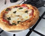 Pizzatészta és szósz recept fázis 6 fotója