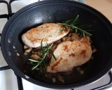 A picture of step 6 of Vickys Rosemary Chicken with Onion & Mushrooms GF DF EF SF NF.