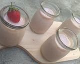 Foto langkah ke 7 dari resep Strawberry silky pudding.