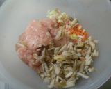 A picture of step 2 of Minced Chicken Wrapped with Fried Tofu.