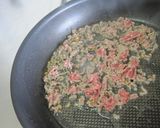 A picture of step 2 of Eggplant and Ground Meat Butter-Ponzu Flavored Pasta.