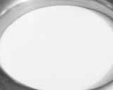 A picture of step 1 of Shahi tukray.