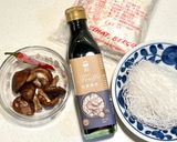 Tianbei and Mung Bean Noodles with Truffle Sauce 天貝松露醬冬粉的食譜步驟1照片