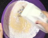 A picture of step 5 of Apple Cake 😋.