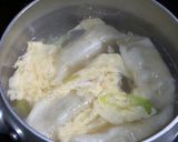 A picture of step 5 of Easy Egg Drop Gyoza Soup.