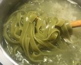 Foto del paso 2 de la receta Cintas de espinaca, con berenjena y pimiento asado (esgarrat)