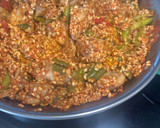 Foto del paso 7 de la receta: Arroz integral con conejo y espárragos verdes