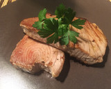 Foto del paso 4 de la receta: Rodajas de atún a la plancha aliñadas y champiñones