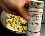 A picture of step 5 of Easy Croutons.