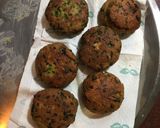 A picture of step 7 of Spinach Tikki.
