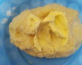 A picture of step 4 of Ring doughnut.