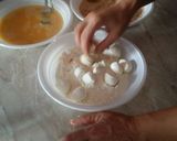 Foto del passaggio 1 della ricetta Mozzarelline impanate