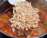 Foto del paso 4 de la receta: Alubias con butifarra negra