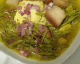 Foto del paso 4 de la receta: Sopa de espárragos extremeños con jamón y huevos Caseros y picatostes