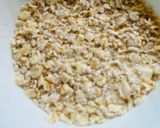 A picture of step 1 of Overnight Oats with Apples and Almonds.