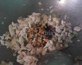 Foto langkah ke 2 dari resep Tumis Kentang Ayam Cincang.