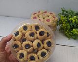 Foto langkah ke 6 dari resep Thumbprint.