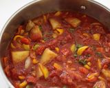 A picture of step 3 of Fresh Grouper Stew with Chunks of Potatoes and Sweet Peppers.