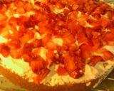 A picture of step 5 of Sunshines strawberry champagne cake.