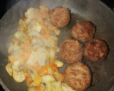 Foto del paso 2 de la receta: Albóndigas de seitán, champis y soja