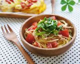 A picture of step 5 of Delicious Cold Pasta with Tomato and Tuna.