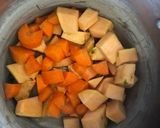 Foto del paso 1 de la receta: Ensaladas y alitas de pollo al horno