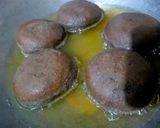 Foto langkah ke 9 dari resep 841. Black Bomboloni (isi vla kopi, diplomat cream dan vla susu) 1x profing.