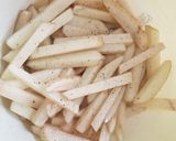 Foto del paso 3 de la receta: Papas a la francesa horneadas