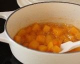 A picture of step 2 of Persimmon Jam.