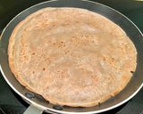 Une image de l'étape 3 de Crêpes à la farine de châtaigne et mangue.