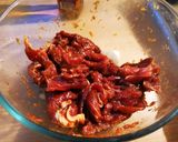 Jeyuk Bokkeum (Fűszeres sertésfalatok) recept fázis 2 fotója