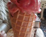 A picture of step 6 of Irmgards Strawberry Pavlova ice cream/sorbet low calorie.