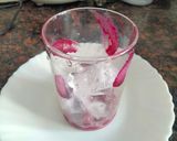 A picture of step 6 of Homemade Jamun flavour Boba pearls tea.