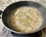 A picture of step 5 of Burnt garlic chicken noodle soup.