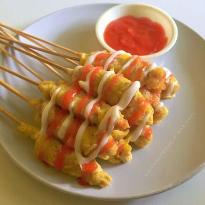 Ryazan shahridagi uy qurilishi fotosuratlari Suvli xorozlarni sorayotgan jojalar fotosurati