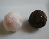 A picture of step 3 of Strawberry Ohagi Rice Cakes.