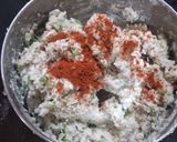 उरलेल्या भाताचे मेदूवडे (Left Over Bhatache Meduvade Recipe In Marathi) रेसिपी स्टेप 4 फोटो 