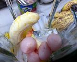 A picture of step 1 of Mix Fruits Smoothies /Vegan.