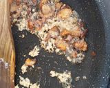 Foto langkah ke 3 dari resep Pasta creamy mushroom.