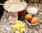 Foto del paso 1 de la receta: Pastel con masa frola y crema de calabaza. (Cake with frola dough and pumpkin crean)
