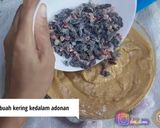 Foto langkah ke 4 dari resep Fruit Cake / Cake buah kering enak lembut legit.
