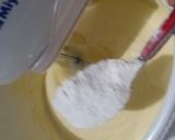 Foto langkah ke 4 dari resep Almond Crispy.