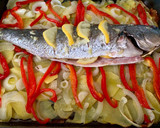 Foto del paso 2 de la receta: Corvina al horno con patatas