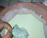 Foto langkah ke 5 dari resep Keripik Bayam Kriuk Tidak Berminyak.