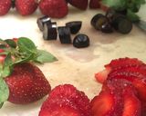 Foto langkah ke 1 dari resep Silky Milk Pudding with Strawberry Puree Homemade ain't Panna Cotta (sauce bikin mom n kids nagih).