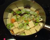 A picture of step 3 of Easy Simmered Bite-Sized Koya Dofu.